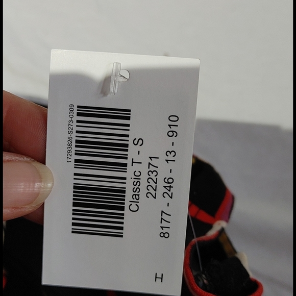 LuLaRoe Holiday Classic Tee - Picture 5 of 7